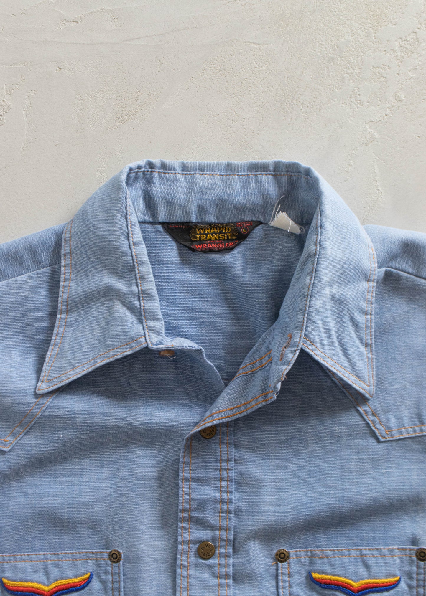 Vintage 1970s Wrangler Short Sleeve Chambray Button Up Shirt Size L/XL