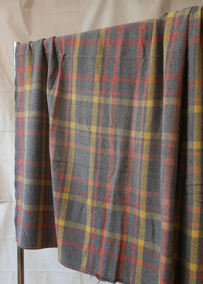 1970s Plaid Pattern Wool Throw Blanket