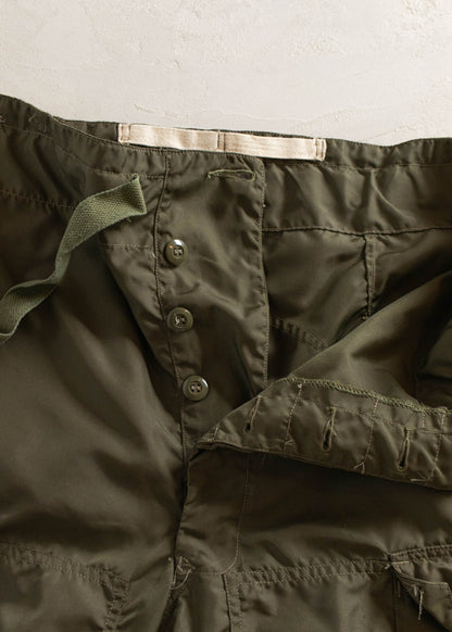 1970s Military Wind Cargo Pants Size L/XL