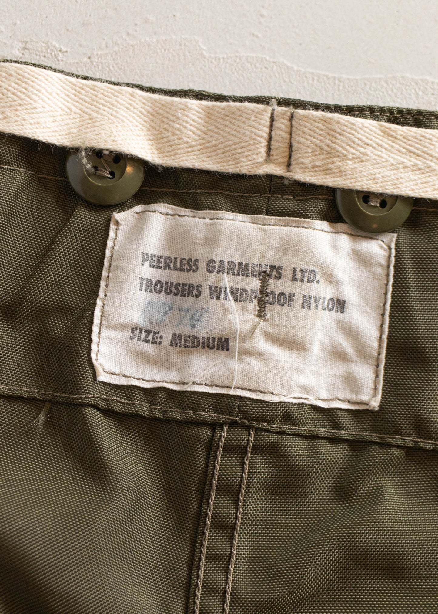 1970s Military Wind Cargo Pants Size L/XL