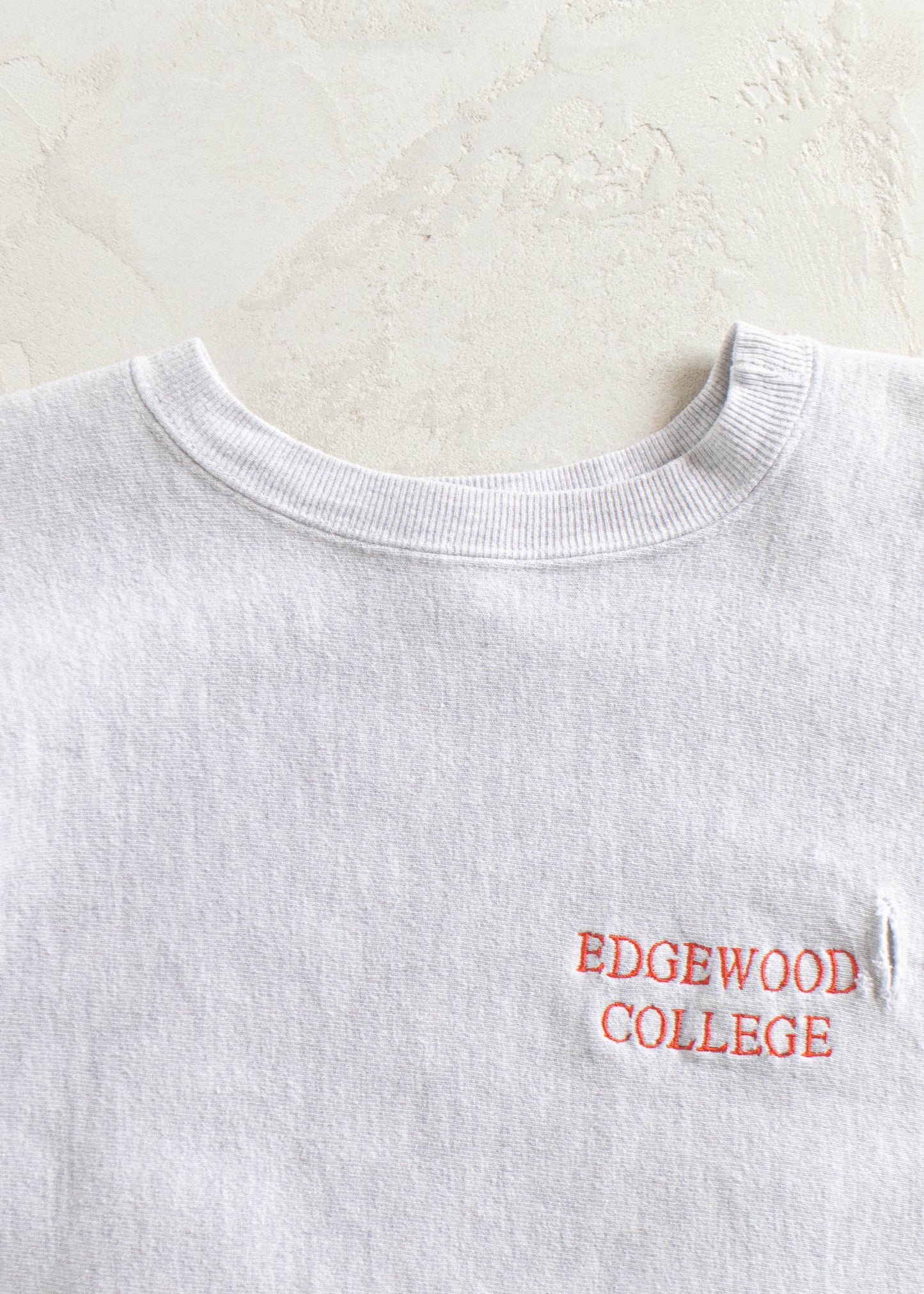 Vintage 1990s Champion Reverse Weave Edgewood College Sweatshirt Size L/XL