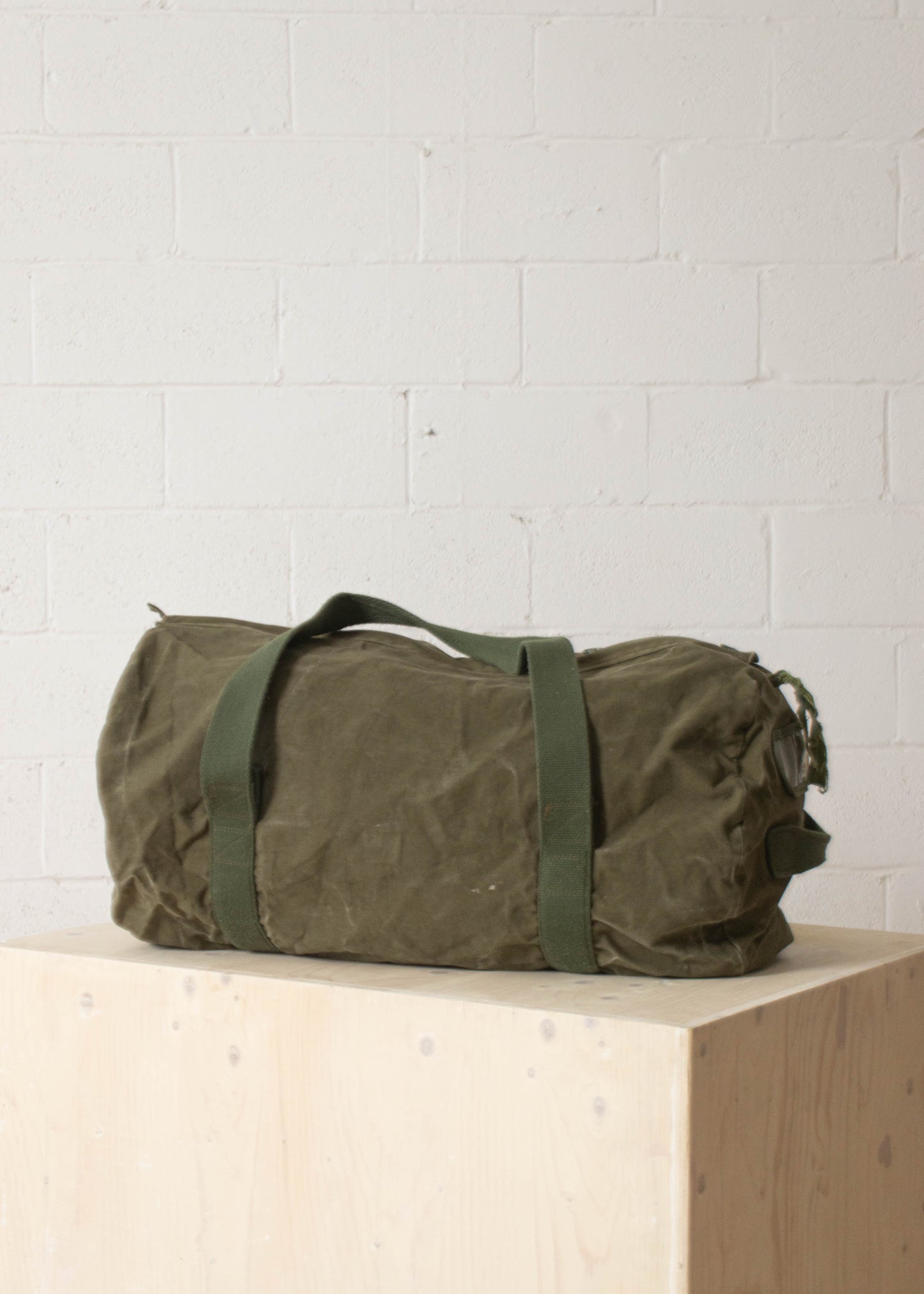 Vintage 1980s Military Canvas Duffle Bag