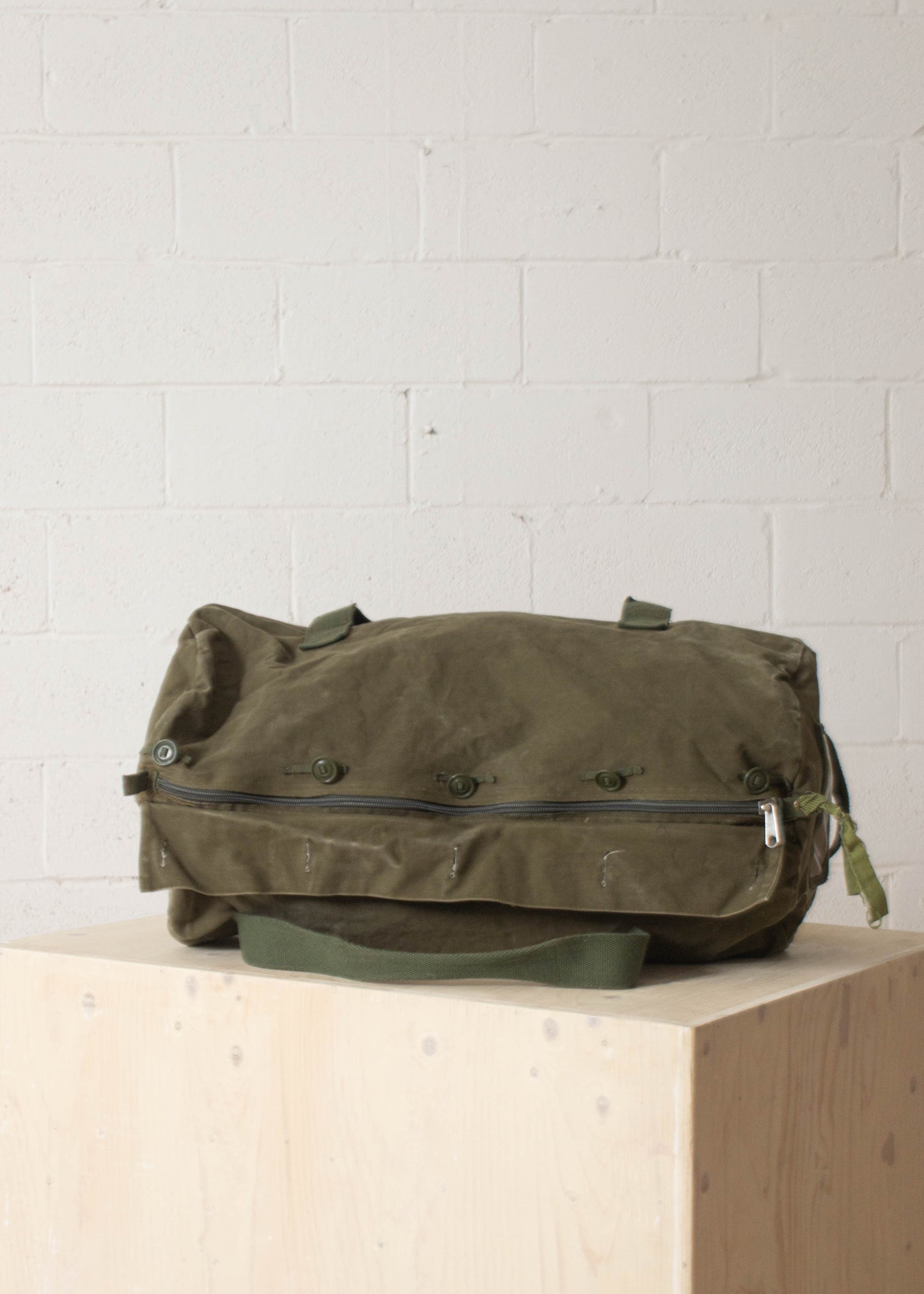 Vintage 1980s Military Canvas Duffle Bag