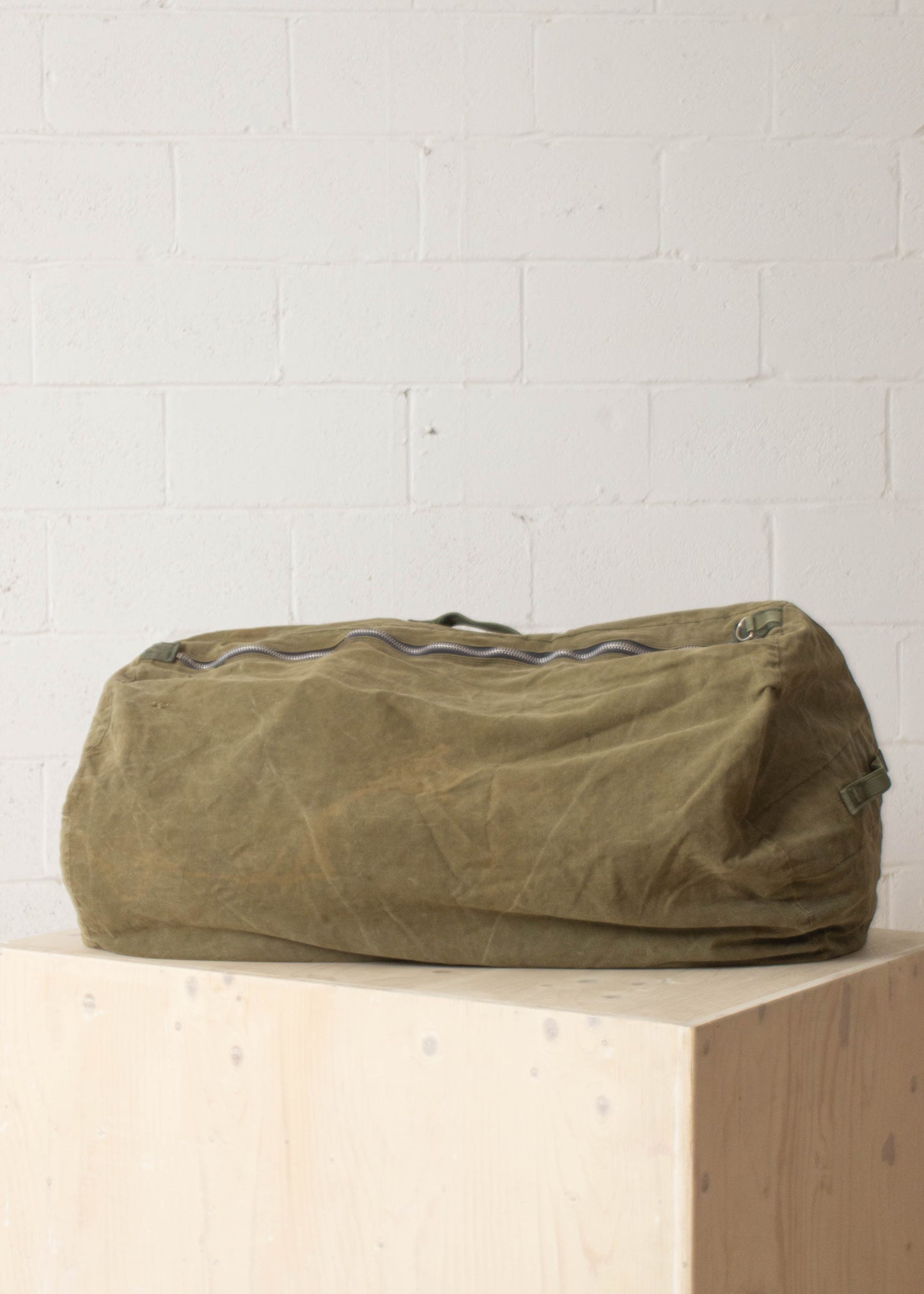 Vintage 1980s Military Canvas Duffle Bag