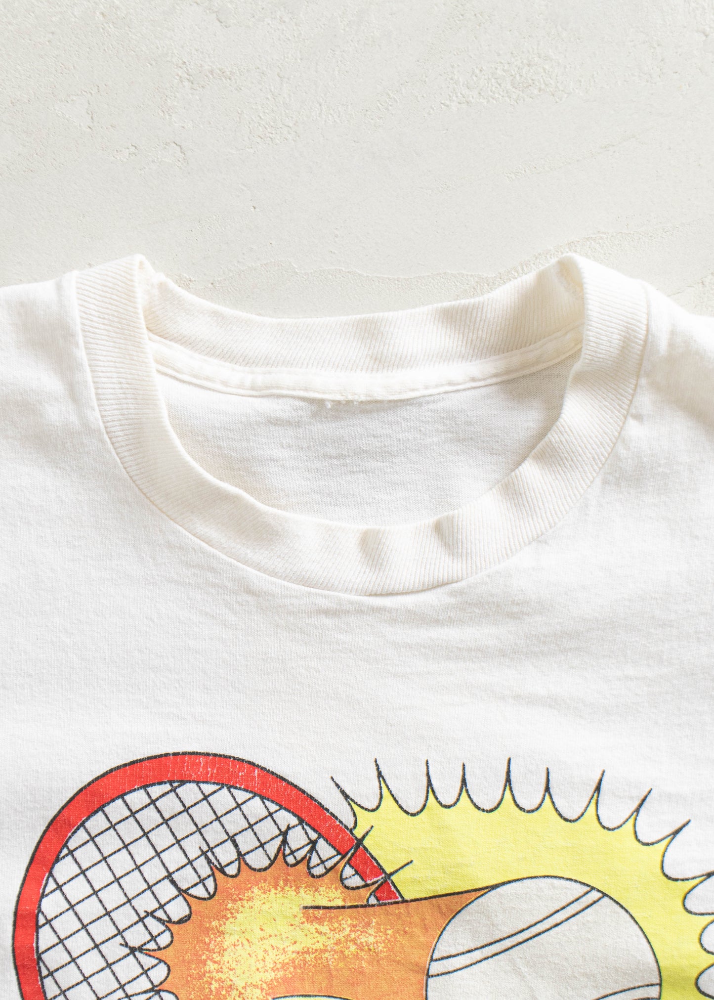 Vintage 1980s Flocked Letter Club Des Vis Tennis T-Shirt Size M/L