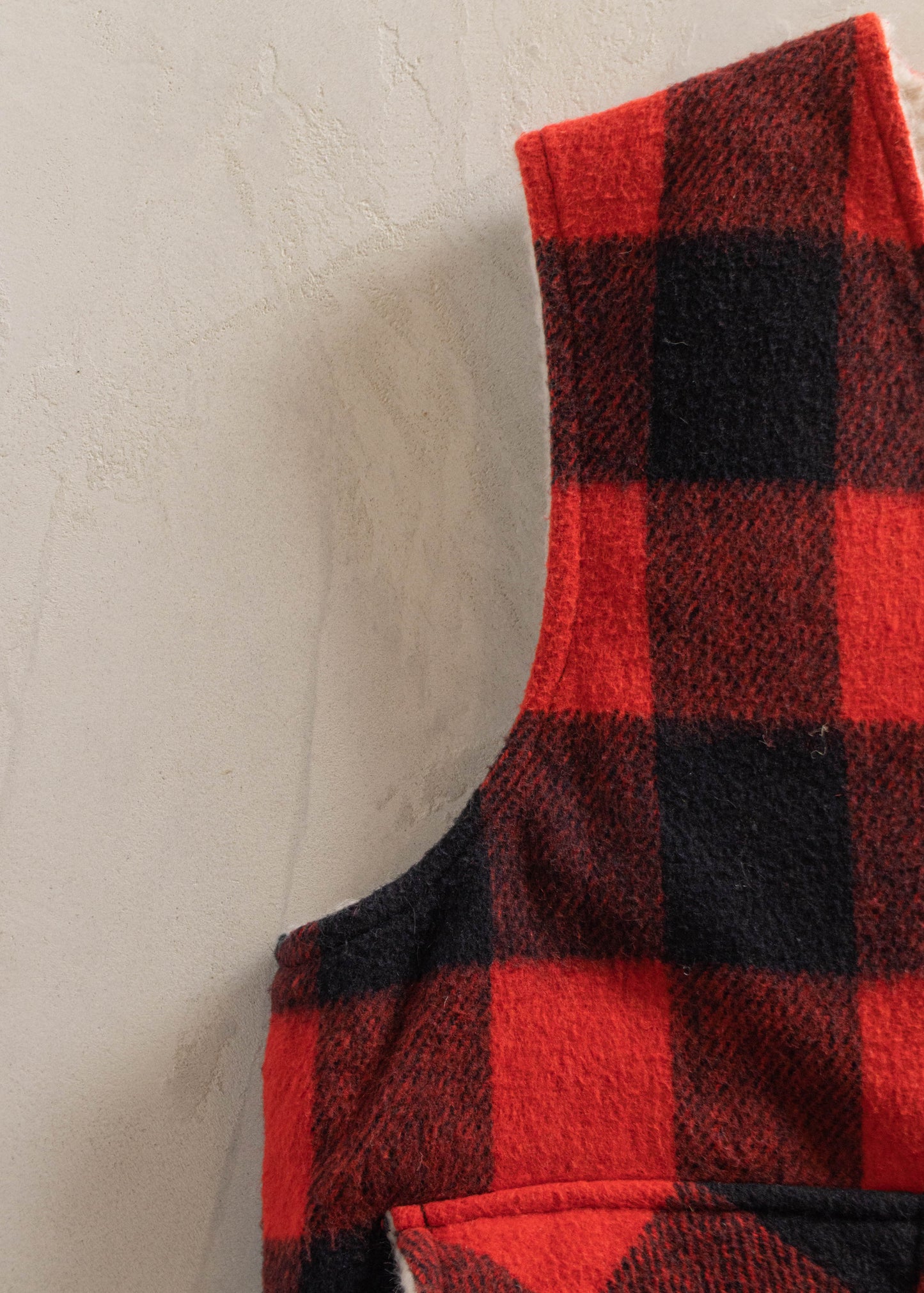 1970s Weatherguard Buffalo Plaid Sherpa Lined Vest Size M/L