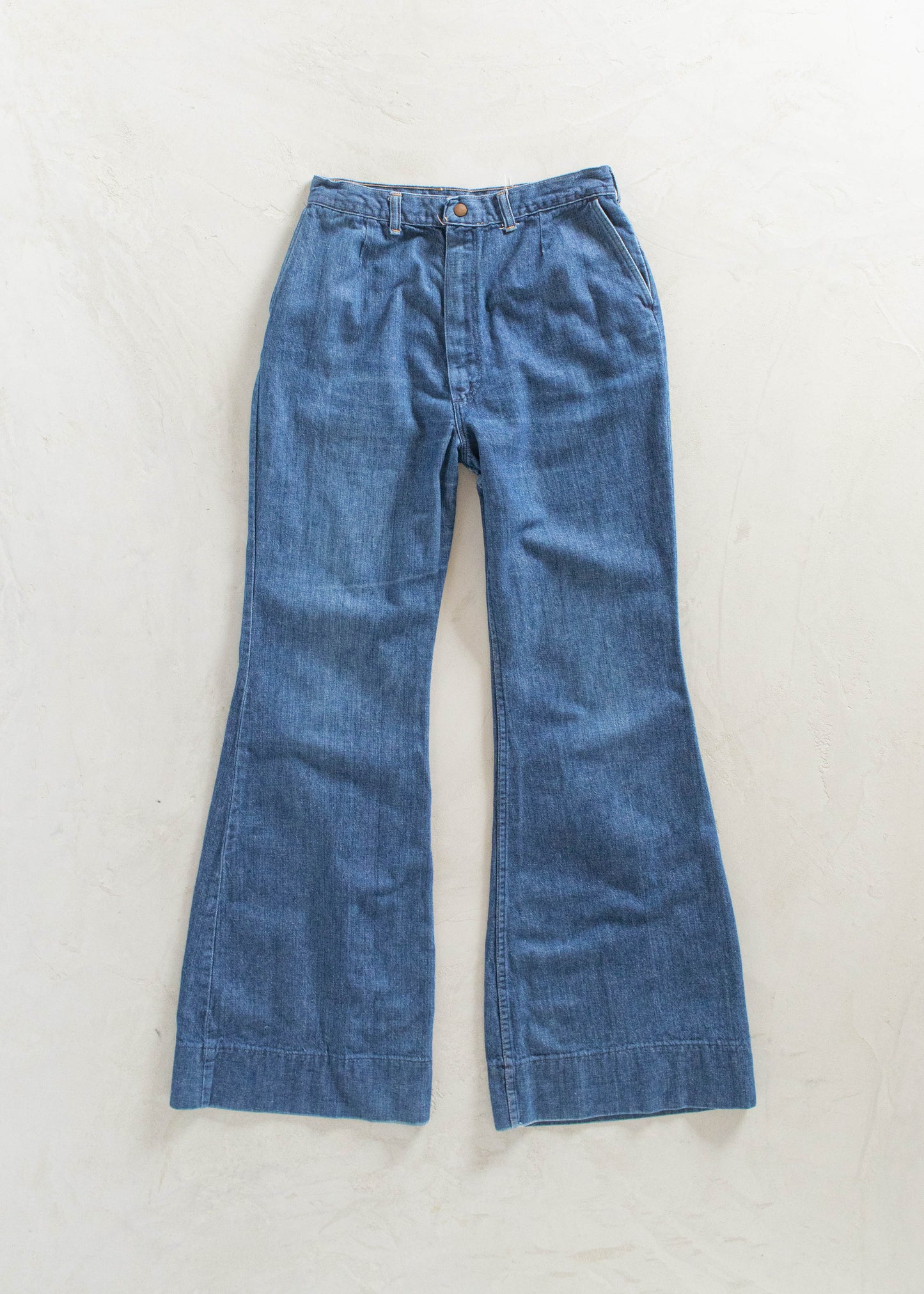 Vintage 1970s Wrangler Midwash Flare Jeans Size Women's 27 Men's 30