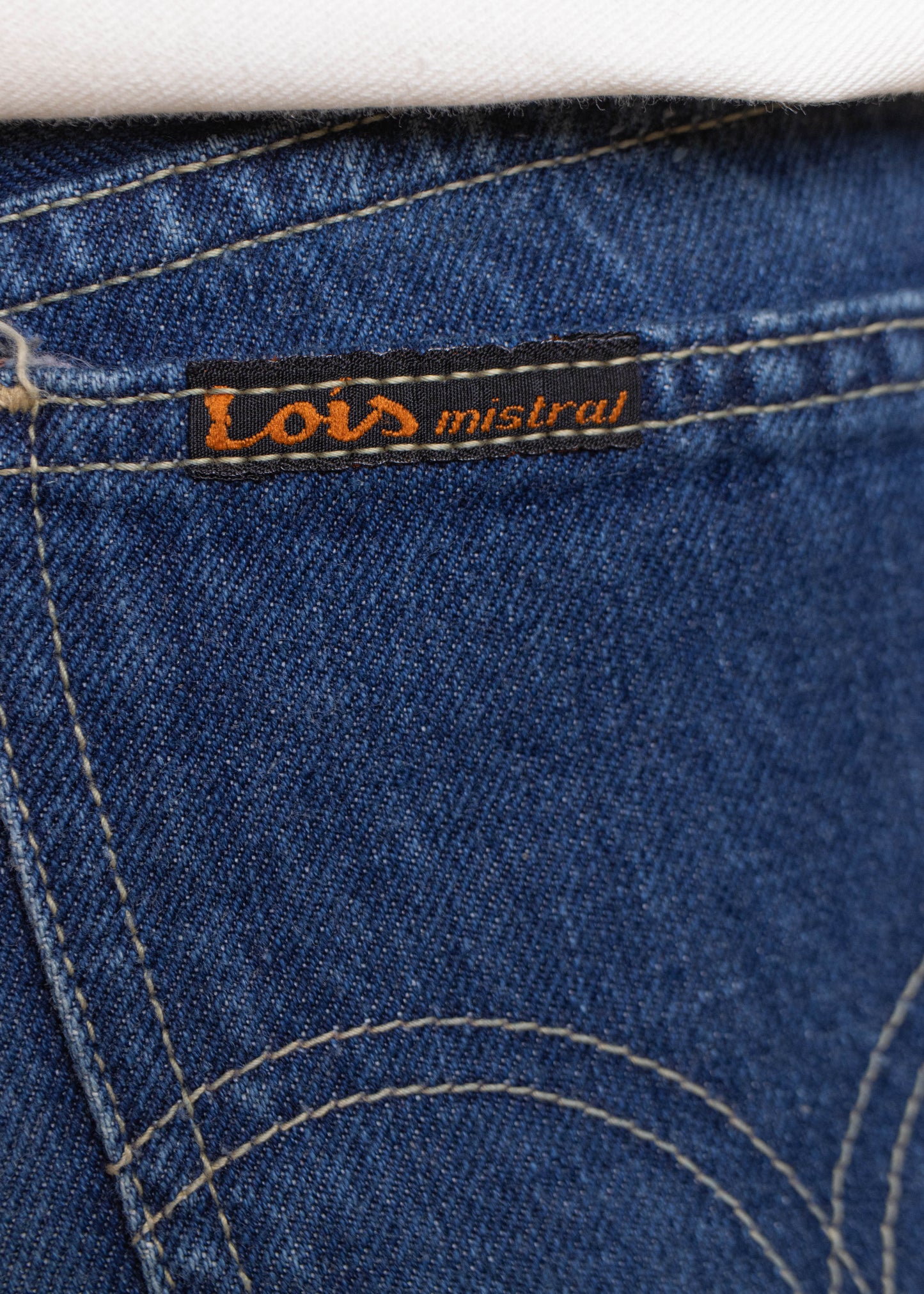 1980s Lois Darkwash Flare Jeans Size Women's 29 Men's 32