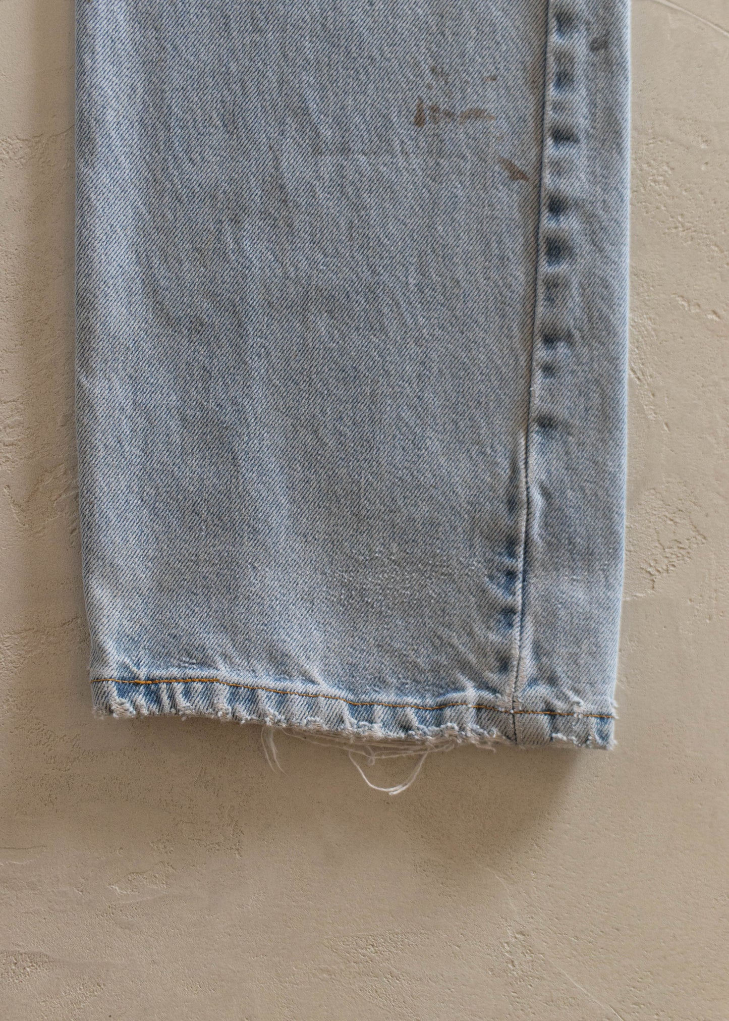 1980s Levi's 505 Lightwash Jeans Size Women's 29 Men's 32