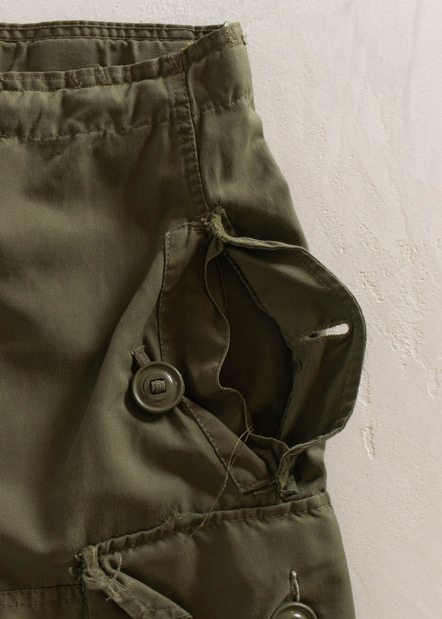 1970s Military Wind Cargo Pants Size L/XL