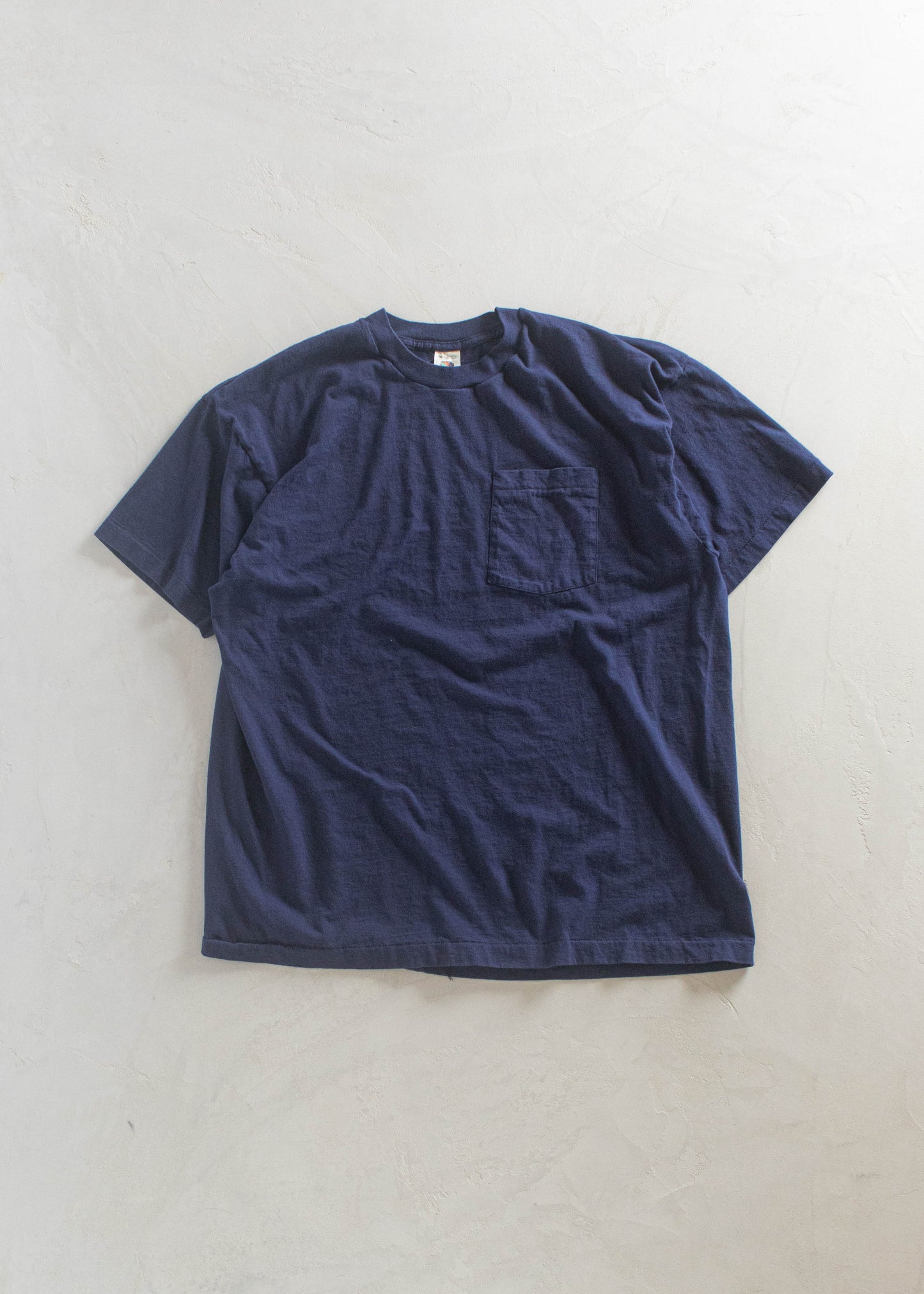 1980s Fruit of the Loom Selvedge Pocket T-Shirt Size XL/2XL