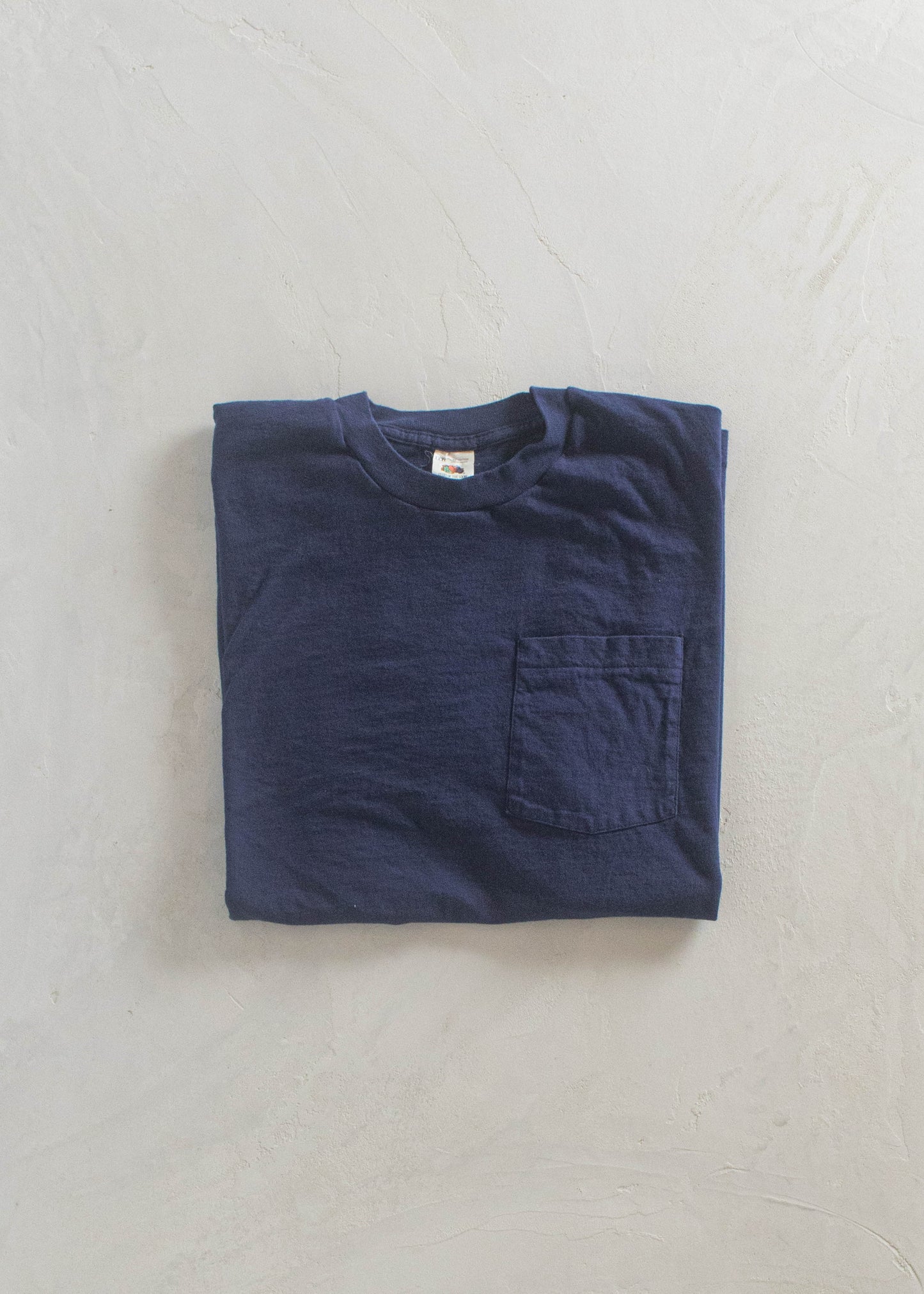 1980s Fruit of the Loom Selvedge Pocket T-Shirt Size XL/2XL