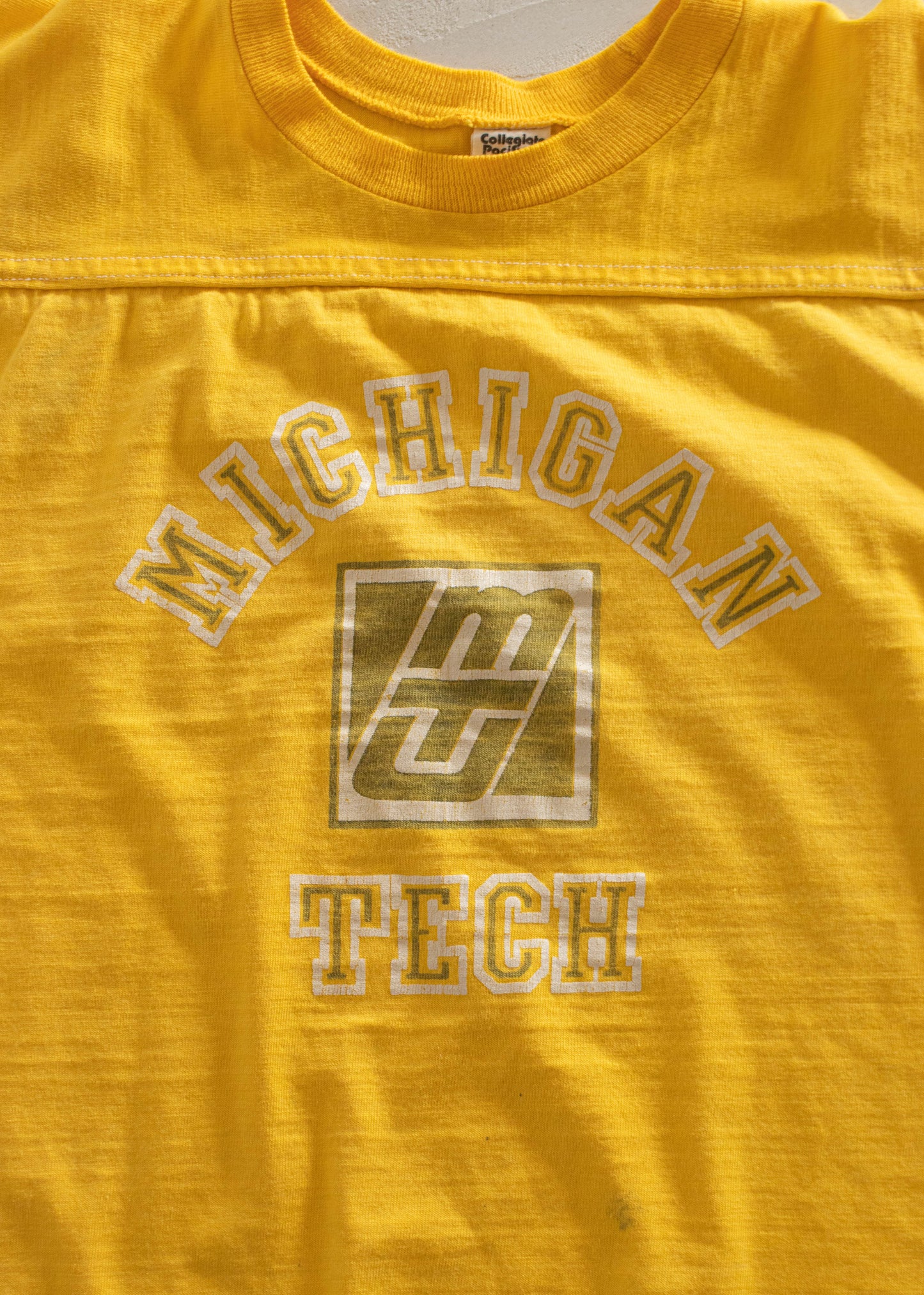 1980s Collegiate Pacific Michigan Tech Sport Jersey Size M/L