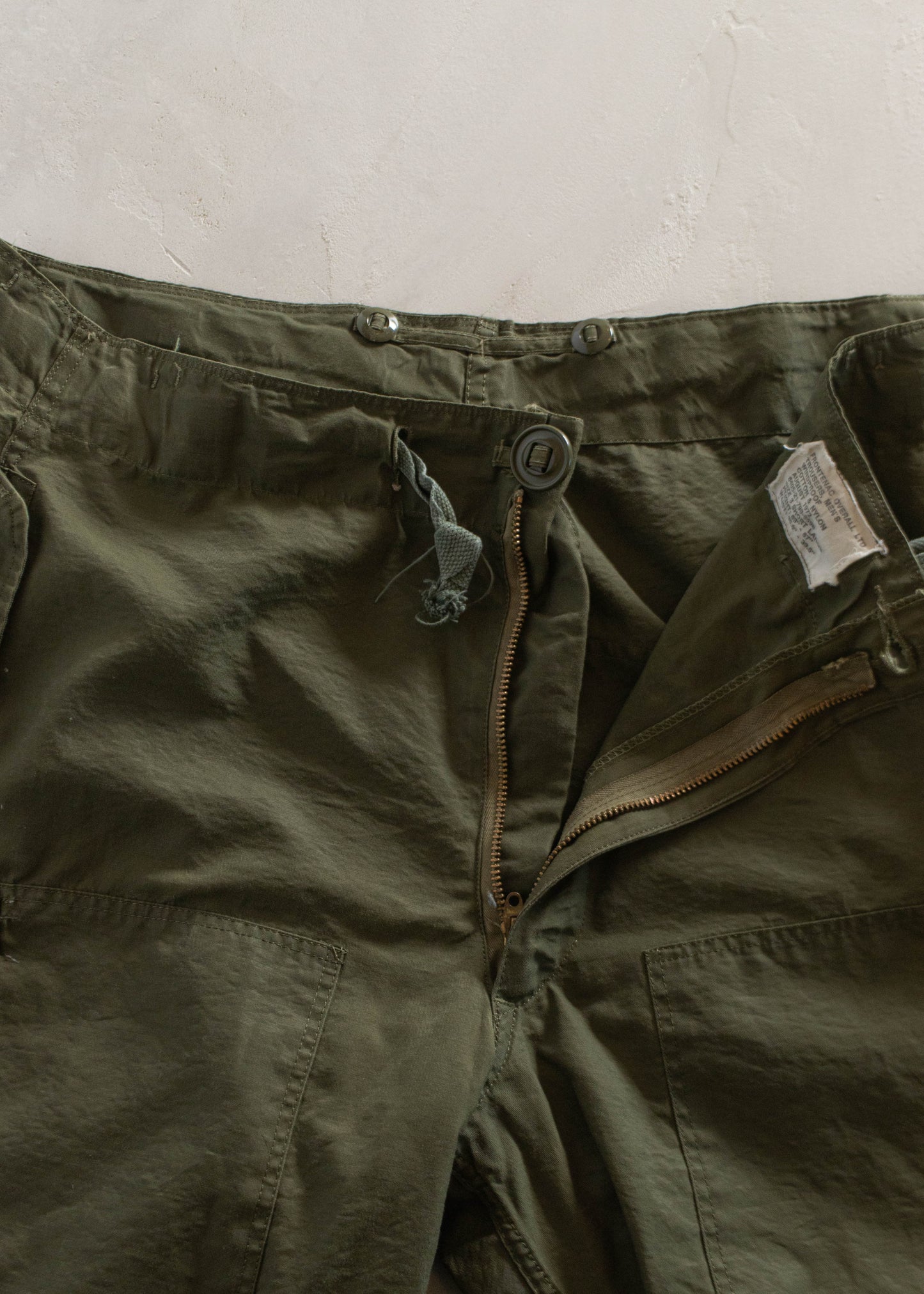 1970s Military Wind Cargo Pants Size L/XL