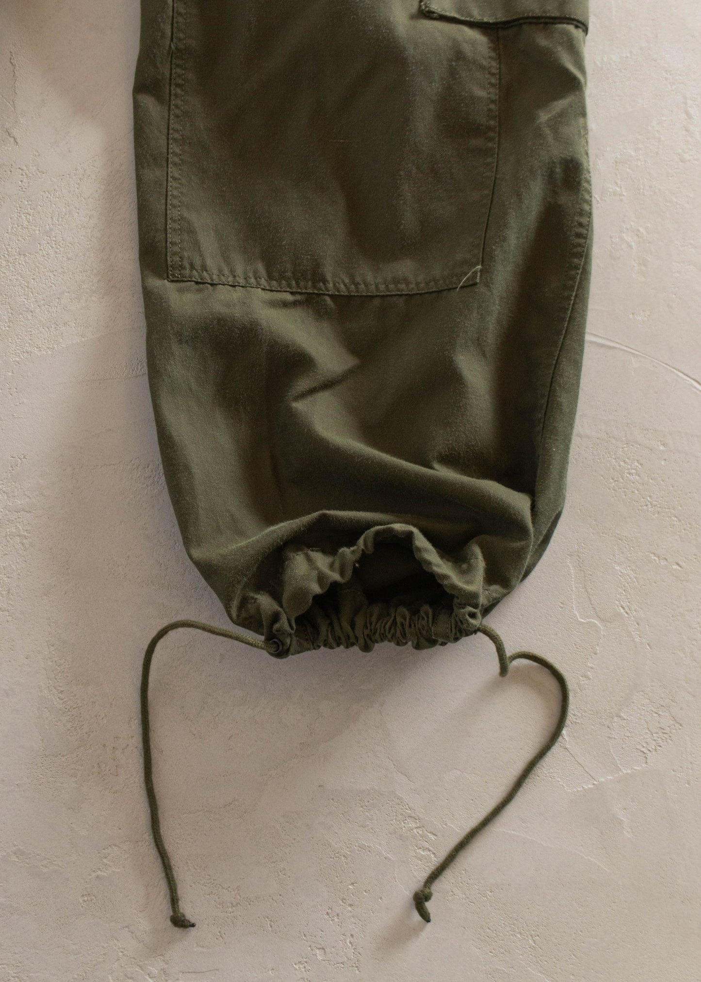 1970s Military Wind Cargo Pants Size L/XL