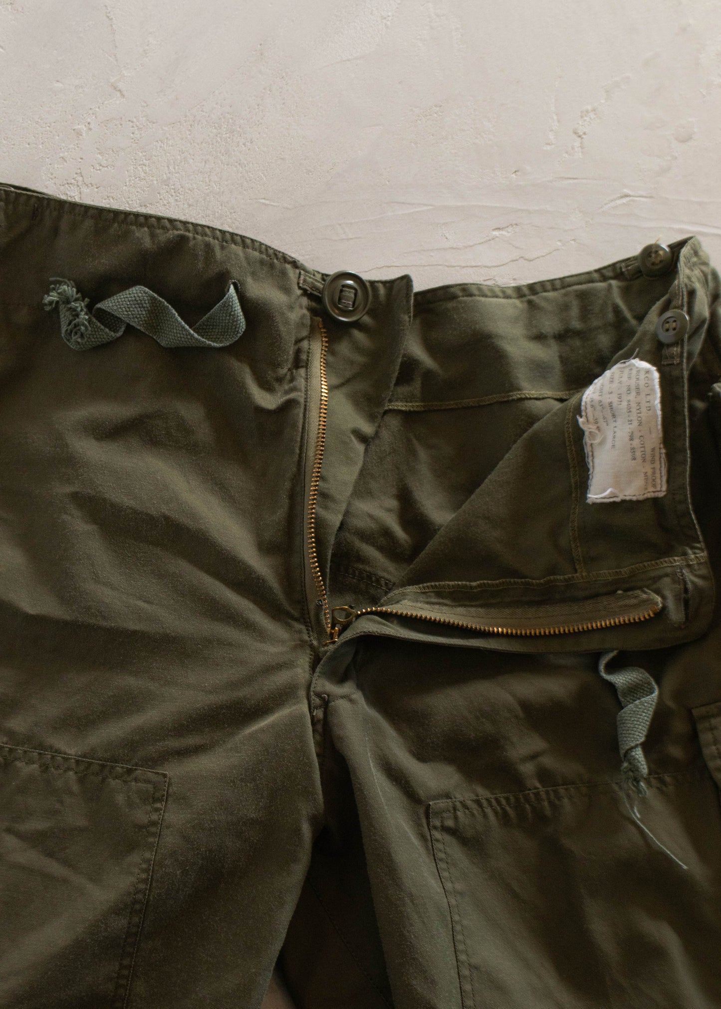 1970s Military Wind Cargo Pants Size L/XL